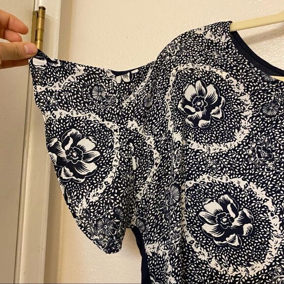 LOFT navy white print floral crew neck ruffle short sleeve top blouse cheap L - Picture 6 of 10